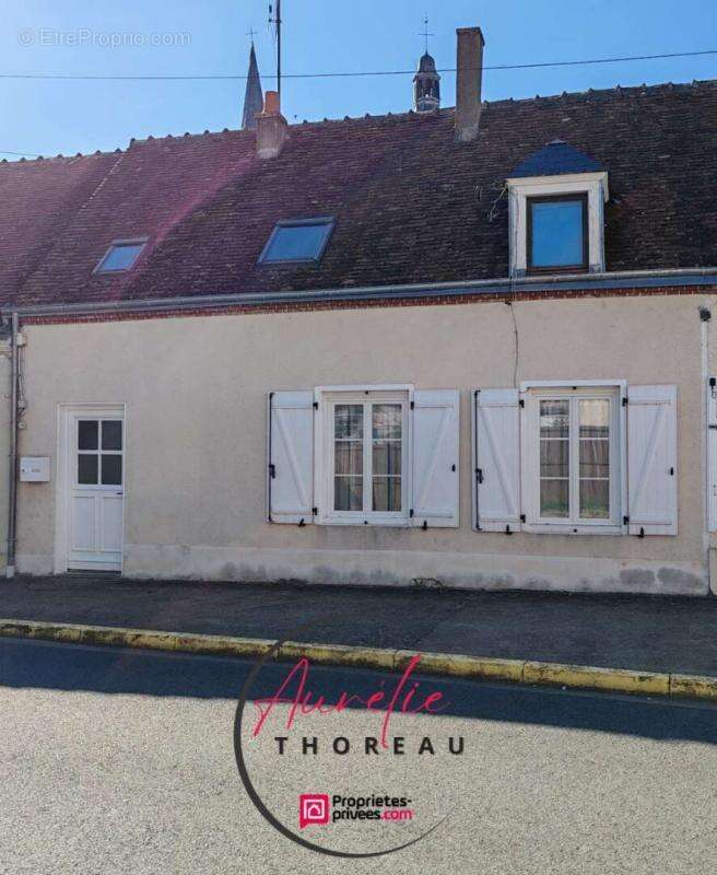 Maison à NEUVILLE-AUX-BOIS