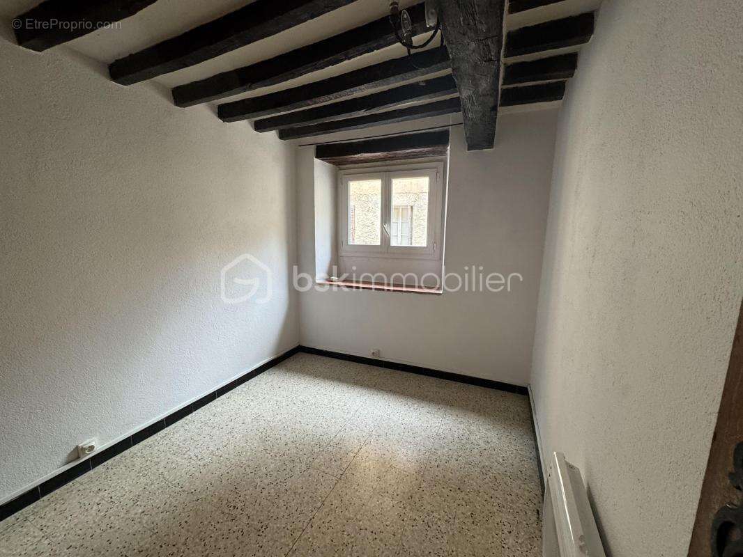 Appartement à GREOLIERES