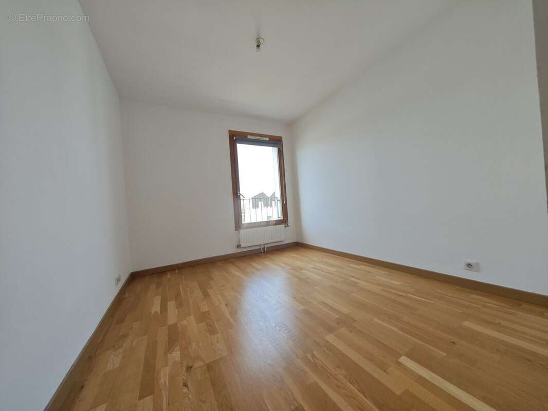 CHAMBRE2 - Appartement à TOURS