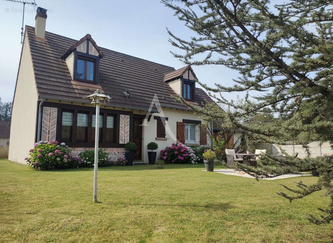 Maison à NOUAN-LE-FUZELIER