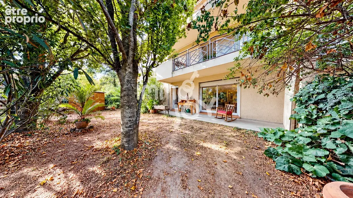 Un appartement avec un véritable jardin, le confort d’une maison en pleine ville ! - photo 11