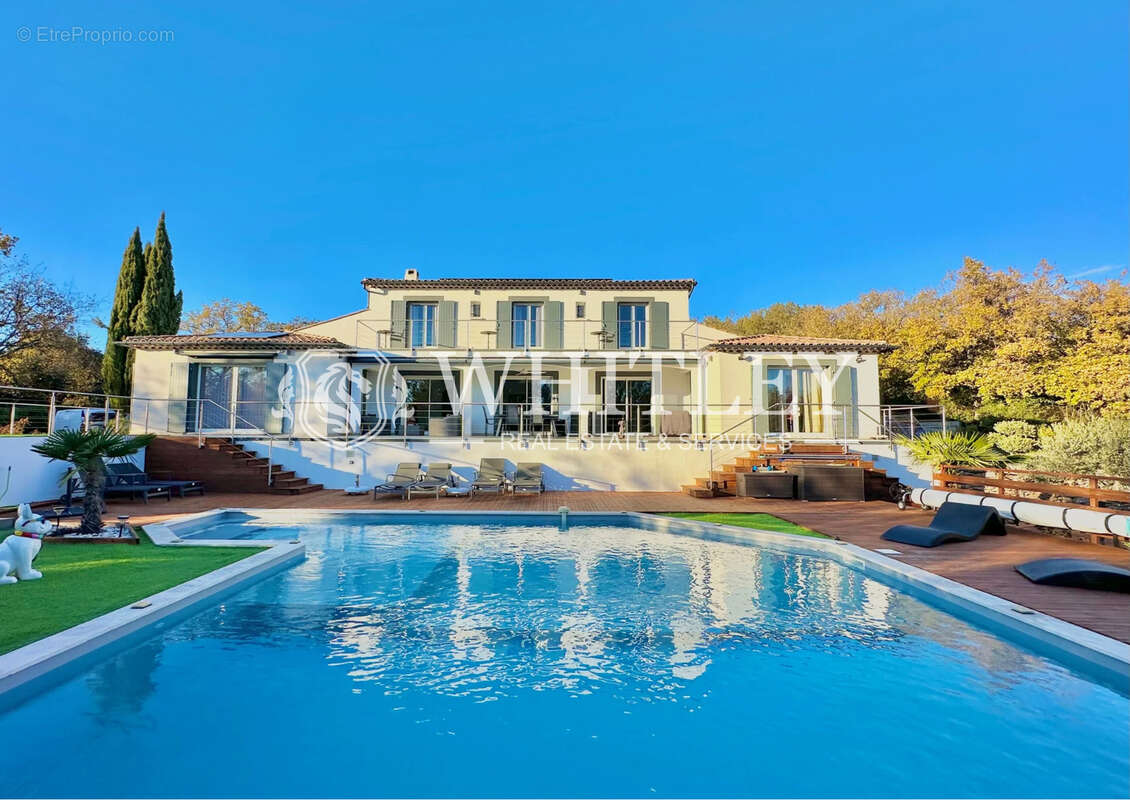 Maison à SAINT-MAXIMIN-LA-SAINTE-BAUME