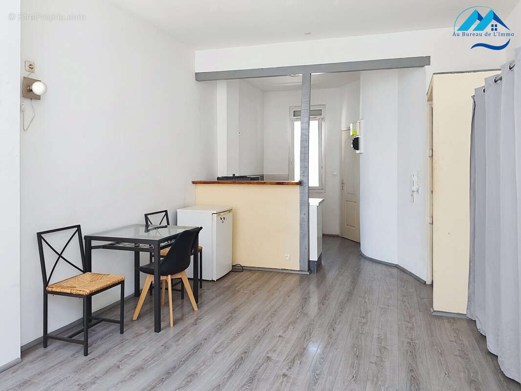 Appartement 27 m² à Marseille-5e  - photo 2