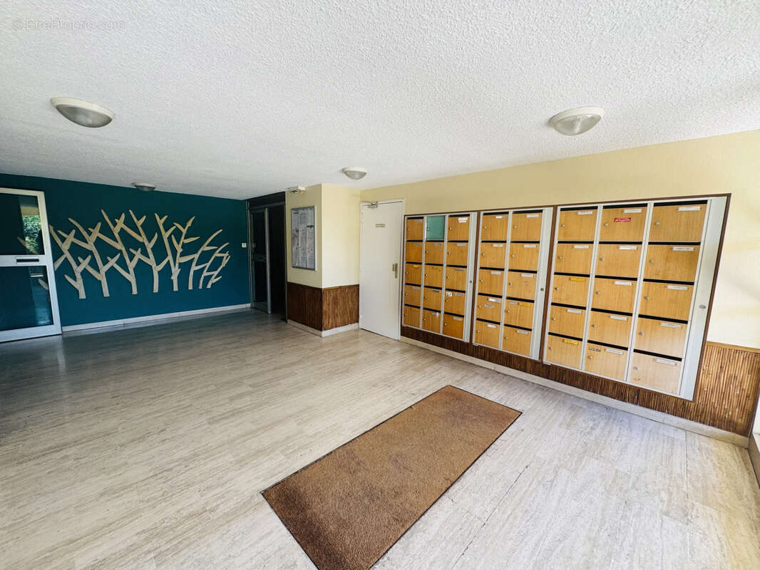 Appartement à BORMES-LES-MIMOSAS