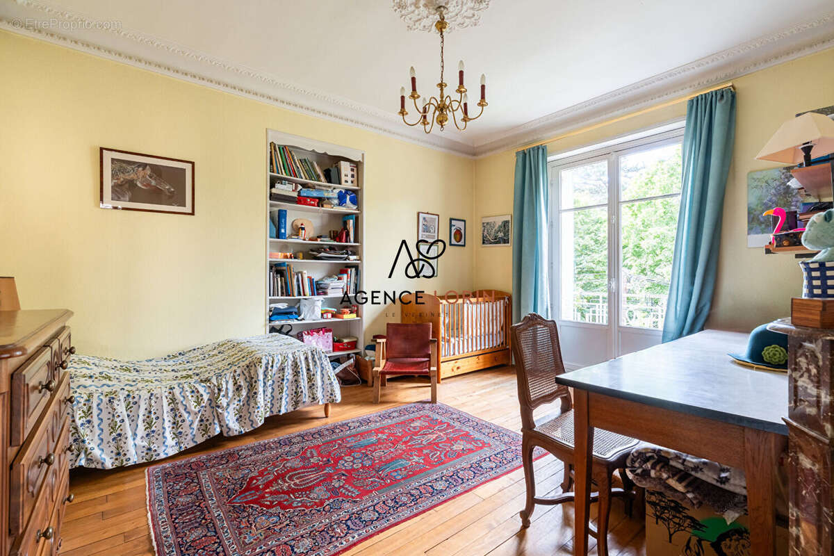 Maison à LE VESINET