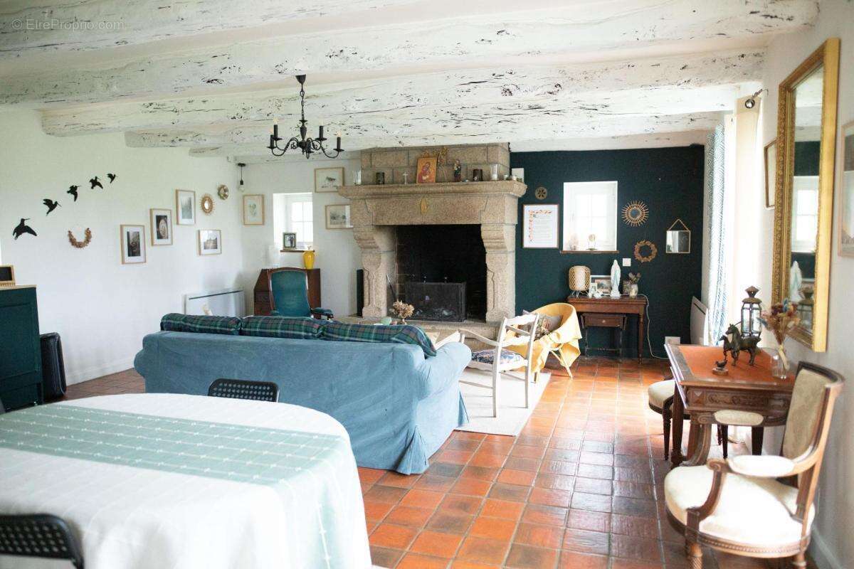 Maison à SAINT-AUBIN-D'AUBIGNE