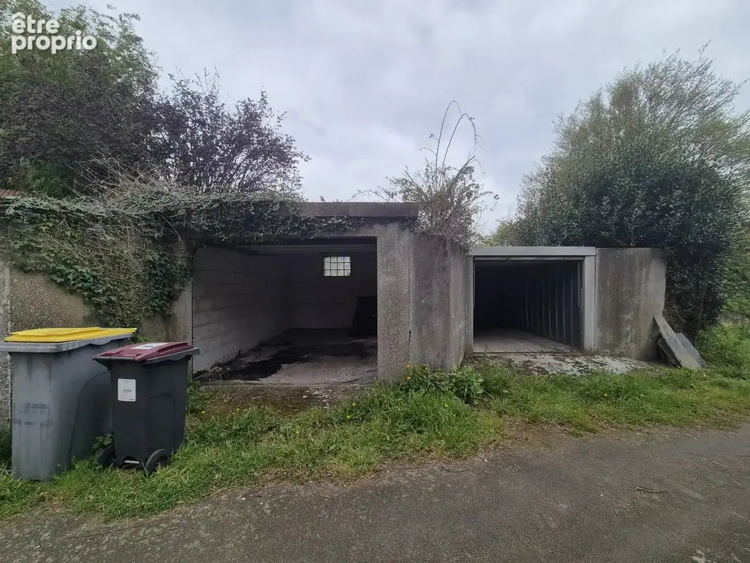 CONGRIER centre bourg maison de 129 m2 - quatre chambres double garage et dépendances sur un  terrain de 700 m2 clos de mûrs - photo 11