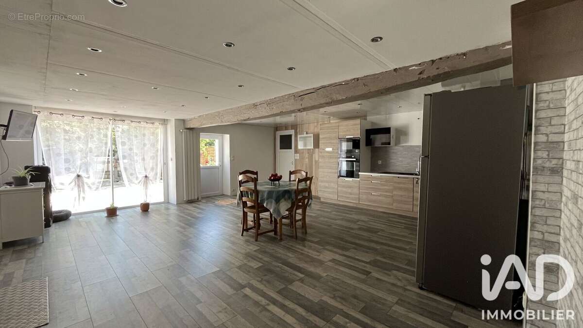 Maison 135 m² à Moreilles  - photo 7