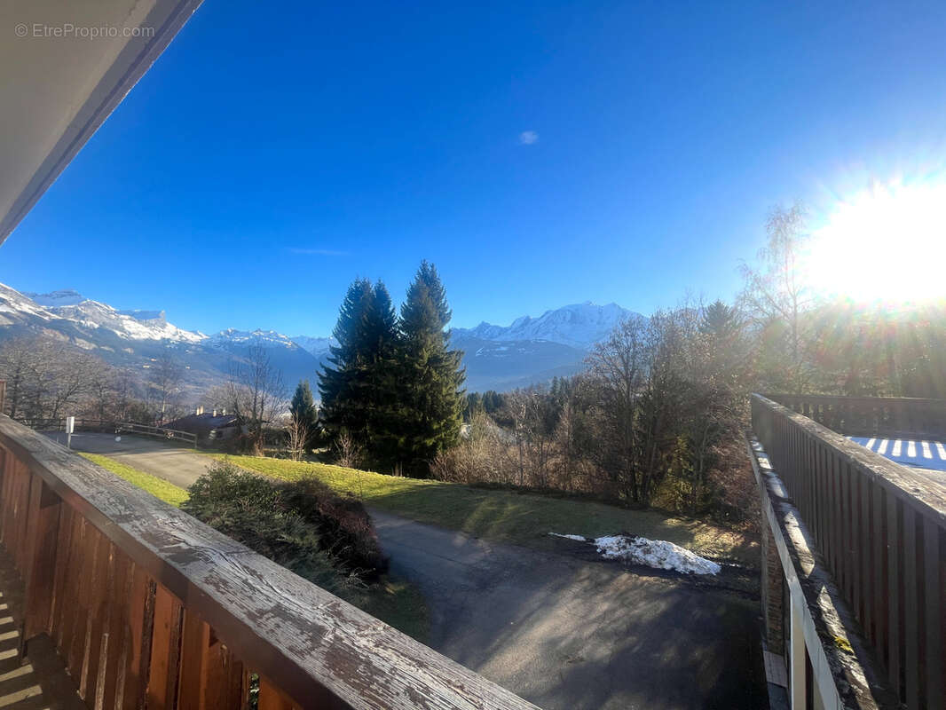 Appartement à COMBLOUX