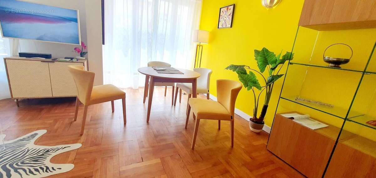NICE CARRE D'OR - 2 pièces 55m² - photo 9