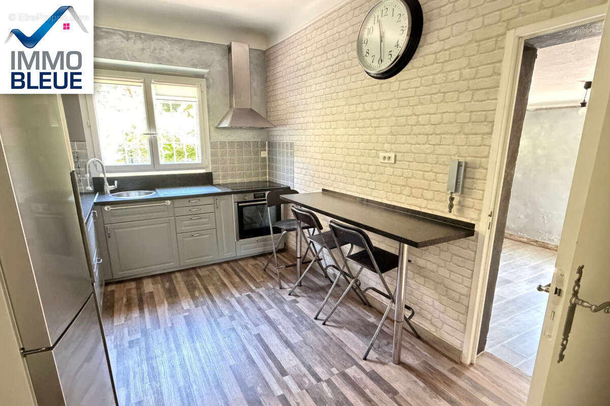 Maison 85 m² à Martigues  - photo 4