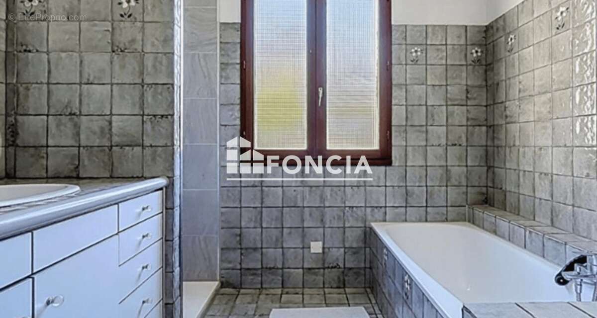 Maison à LA ROCHELLE