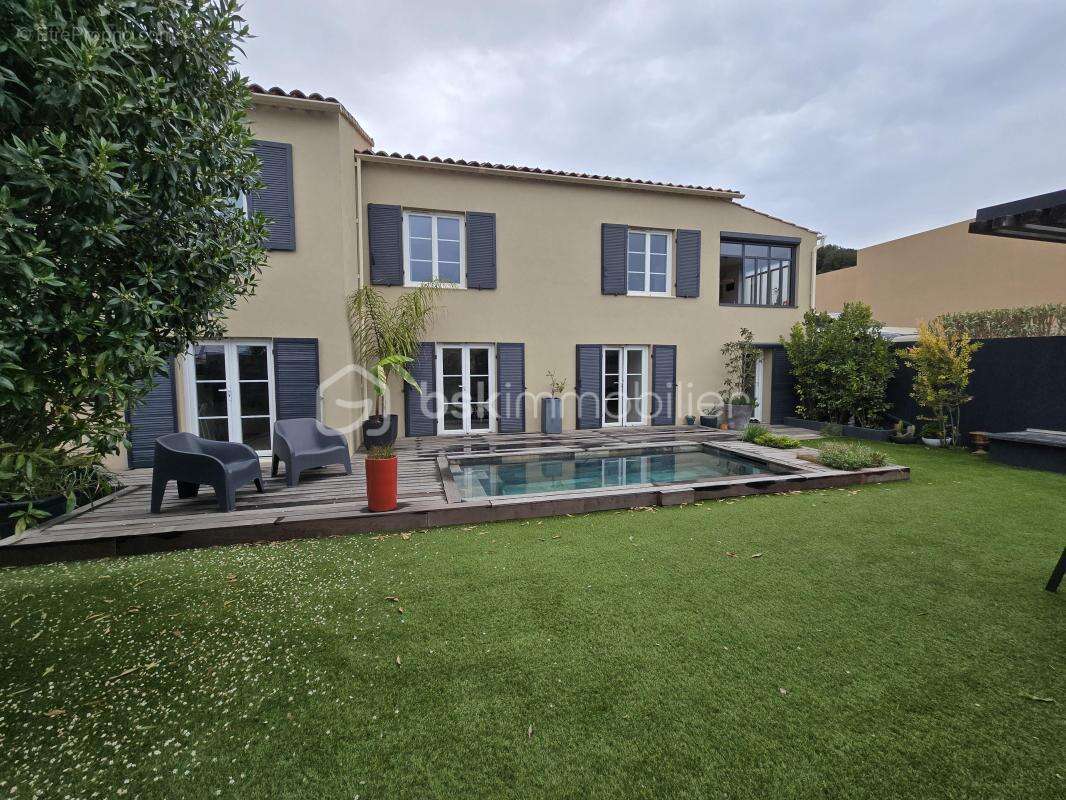 Maison à CARRY-LE-ROUET