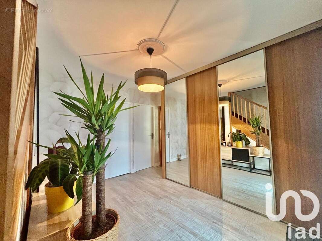 Photo 2 - Maison à GRAY