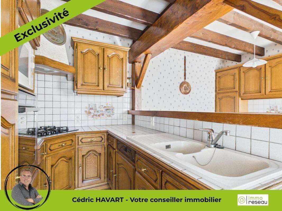 Maison à SAINT-CHARTIER