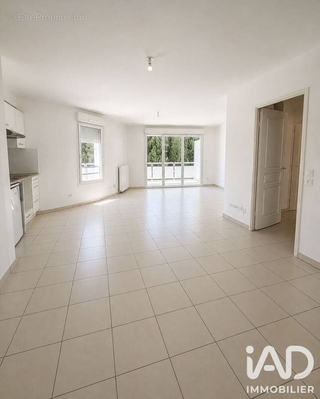 Photo 1 - Appartement à SALON-DE-PROVENCE