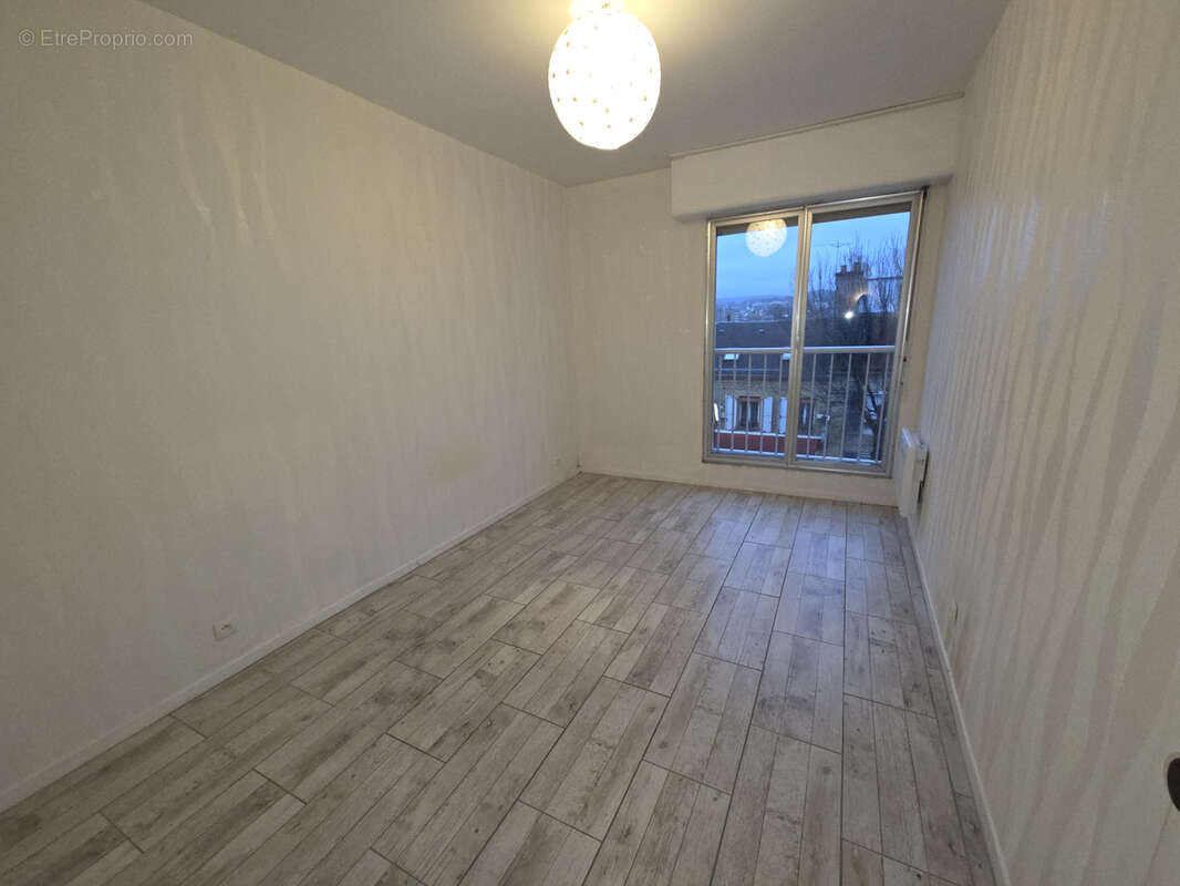 Appartement à CHARLEVILLE-MEZIERES