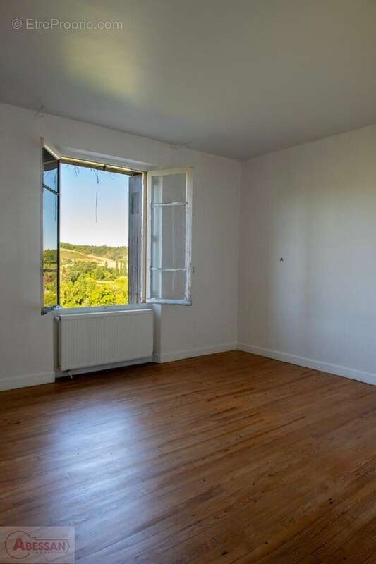 Maison 170 m² à Cordes-Sur-Ciel  - photo 7