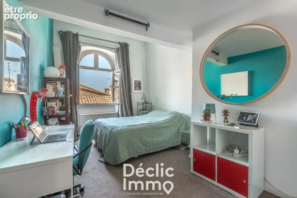 Appartement T5 en duplex Quartier Saint-Paul - photo 5