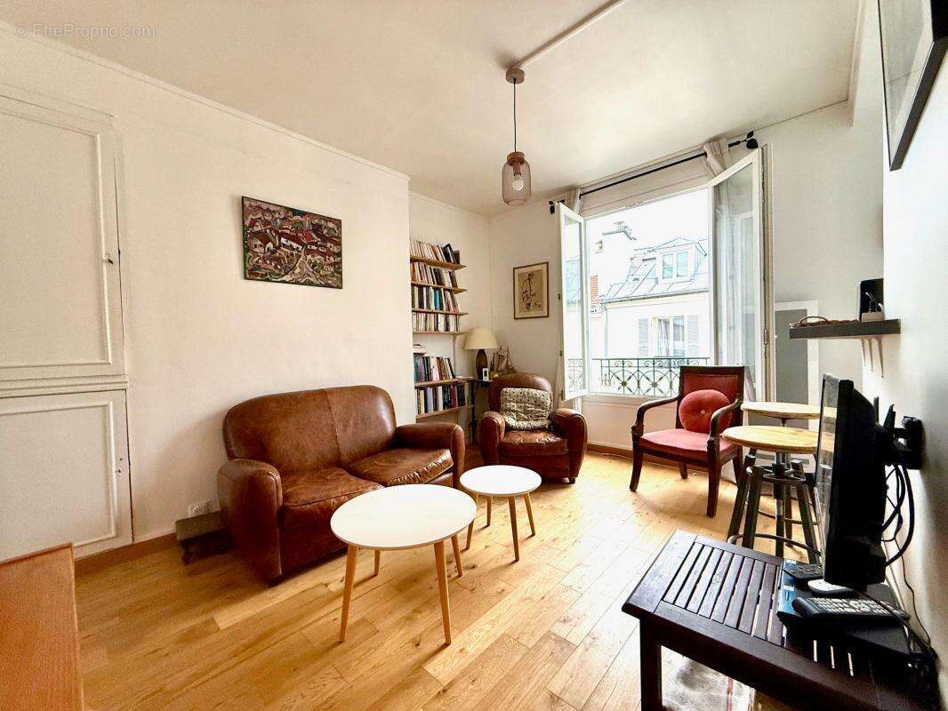Appartement à PARIS-19E