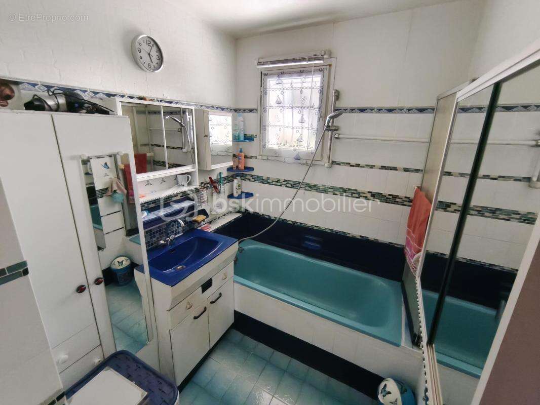 Maison à MONTMORILLON