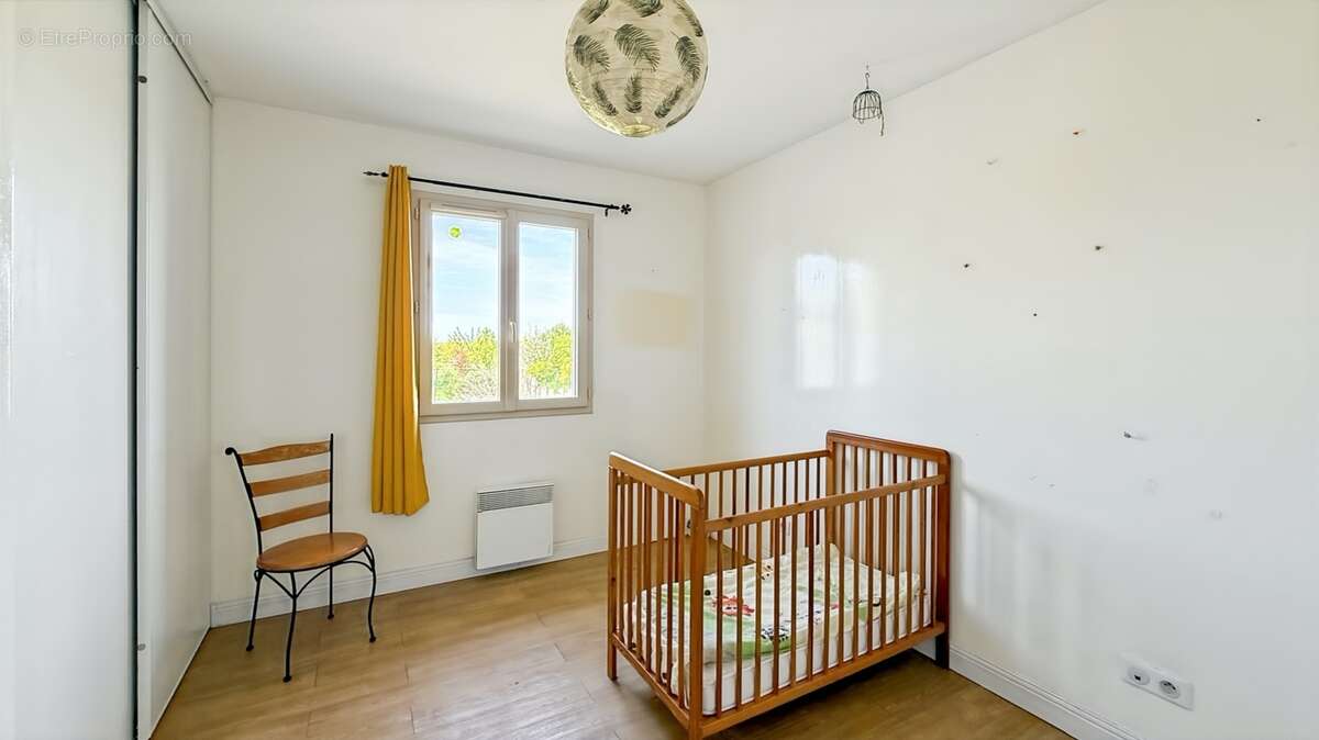 Maison récente plain-pied 3 chambres avec véranda dans un cadre paisible - photo 14