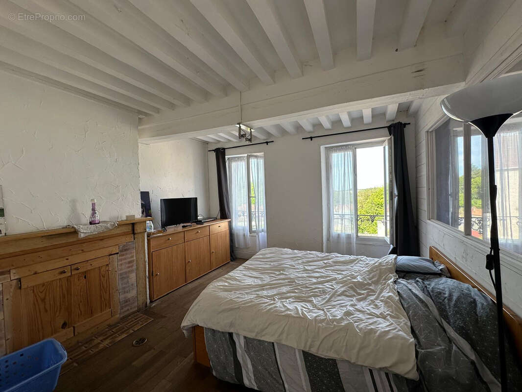 Maison à LORMES