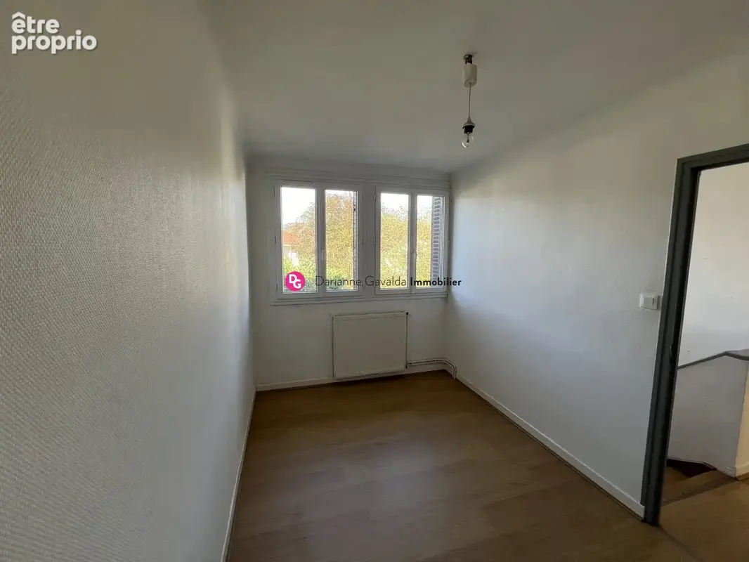 Maison 4 pièces 82 m² à vendre à Livinhac-Le-Haut (12300) - photo 4
