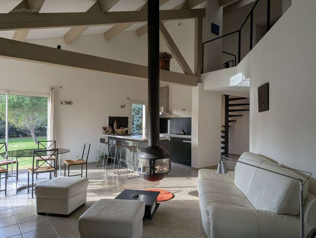 Maison à UZES