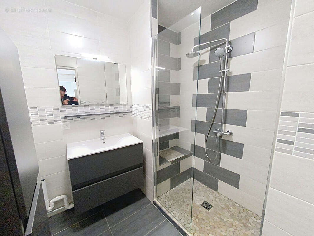 Appartement à SAINT-MAUR-DES-FOSSES