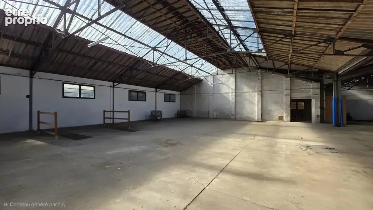 locaux d'activités avec habitation à réhabiliter - photo 2