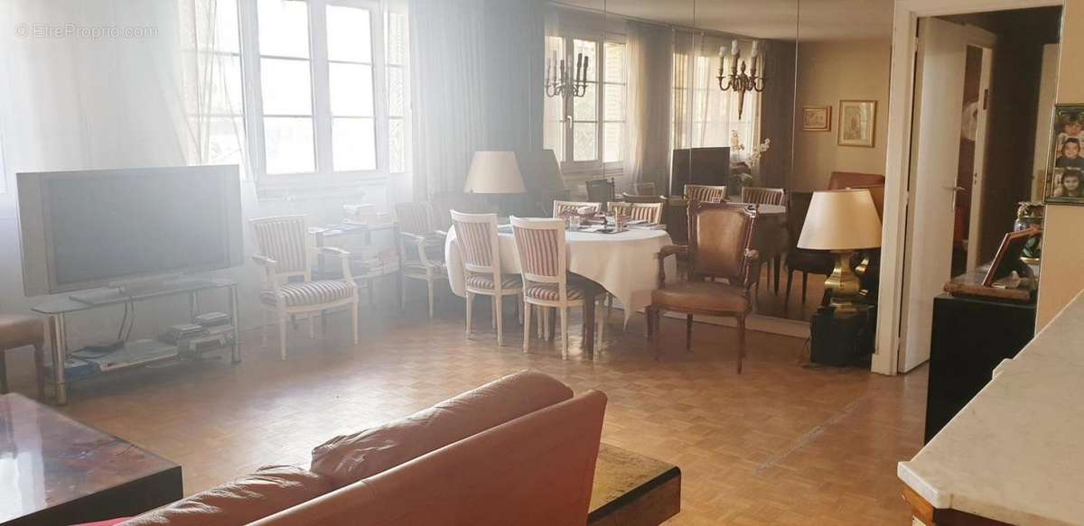 Appartement à PARIS-12E