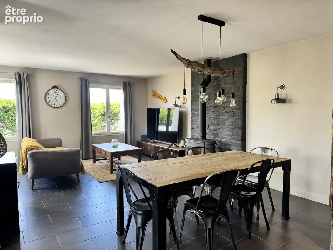 Maison 130 m² à Barzan  - photo 6