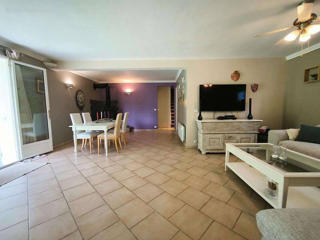 Maison Collongues 5 pièce(s) 110 m2 - photo 3