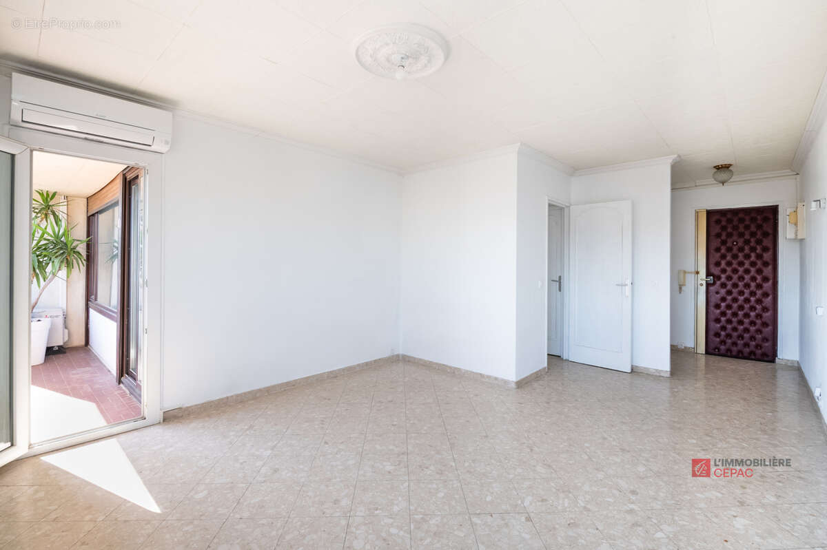 Appartement à MARSEILLE-11E