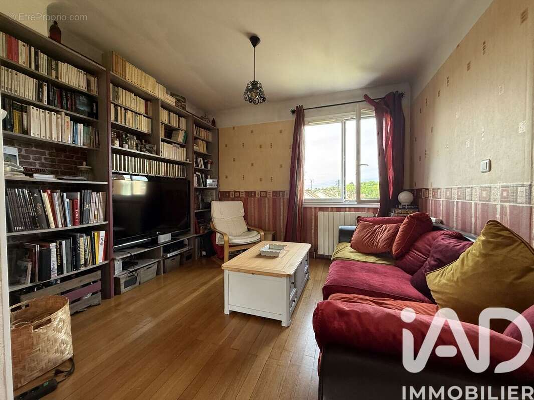 Photo 4 - Maison à MONTIGNY-LES-CORMEILLES
