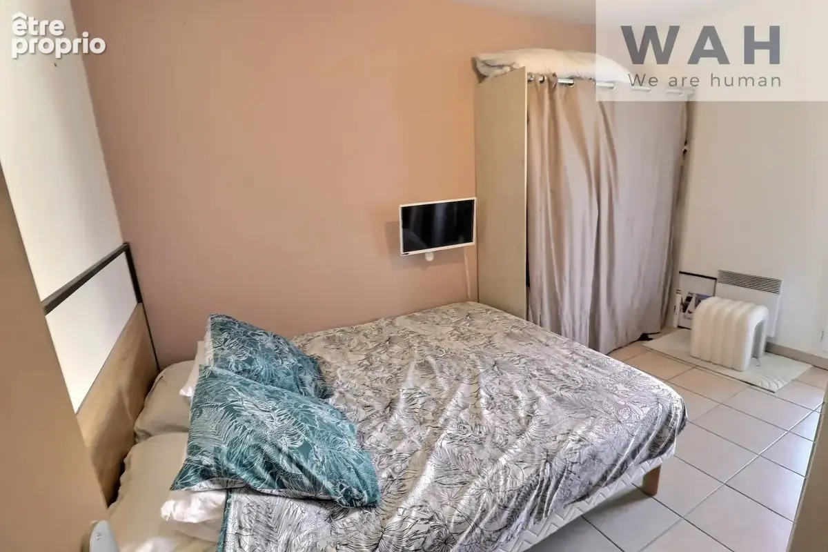 Appartement 2 pièces - 46,8 m2 - ASCENSEUR - TERRASE - PARKI - photo 7
