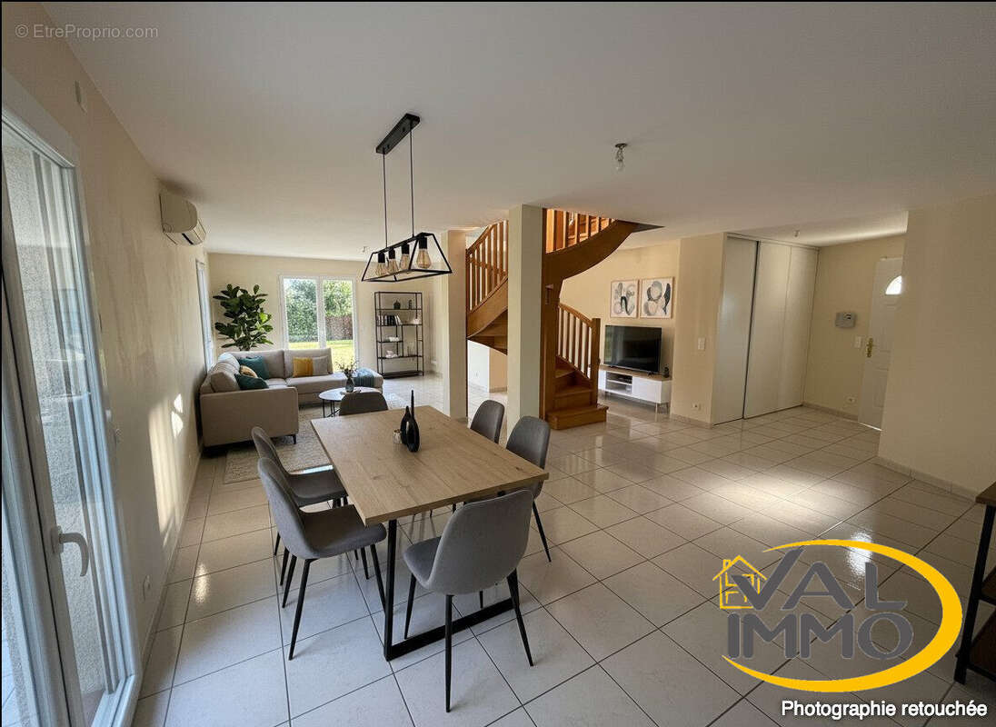 Photographie retouchée - Maison à TOURNEFEUILLE