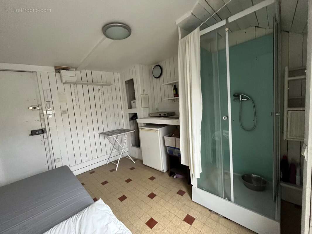 Appartement à PARIS-3E