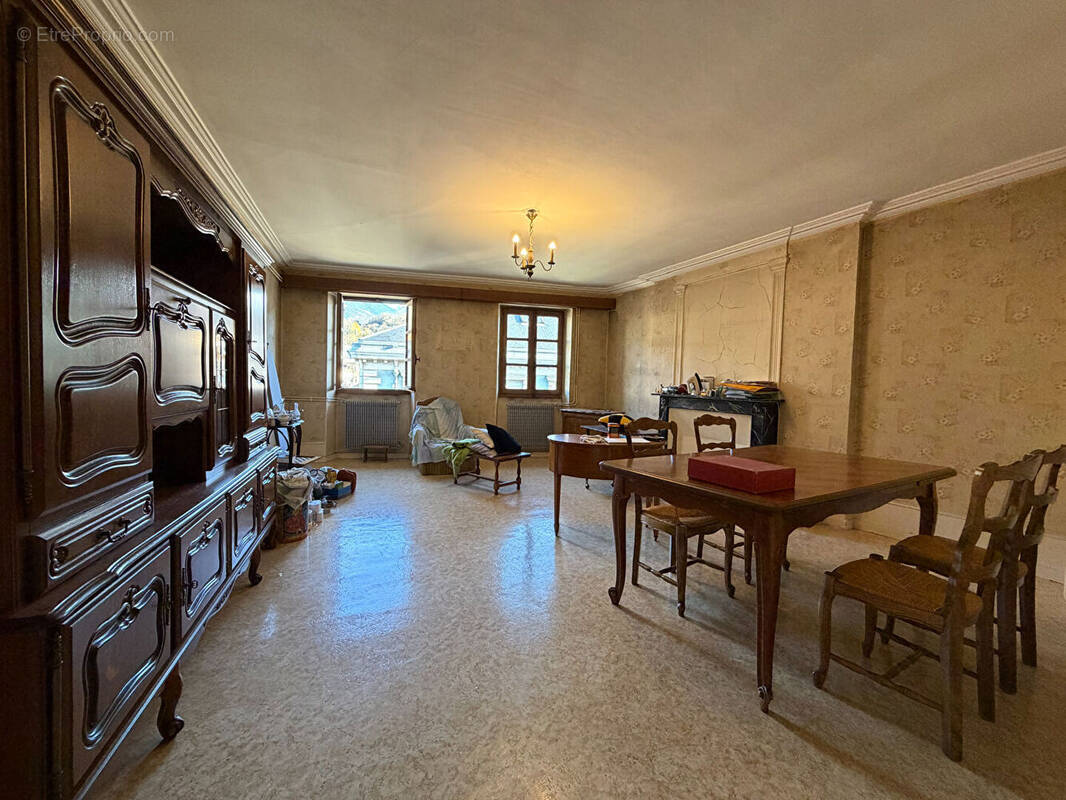 Appartement à ALBERTVILLE