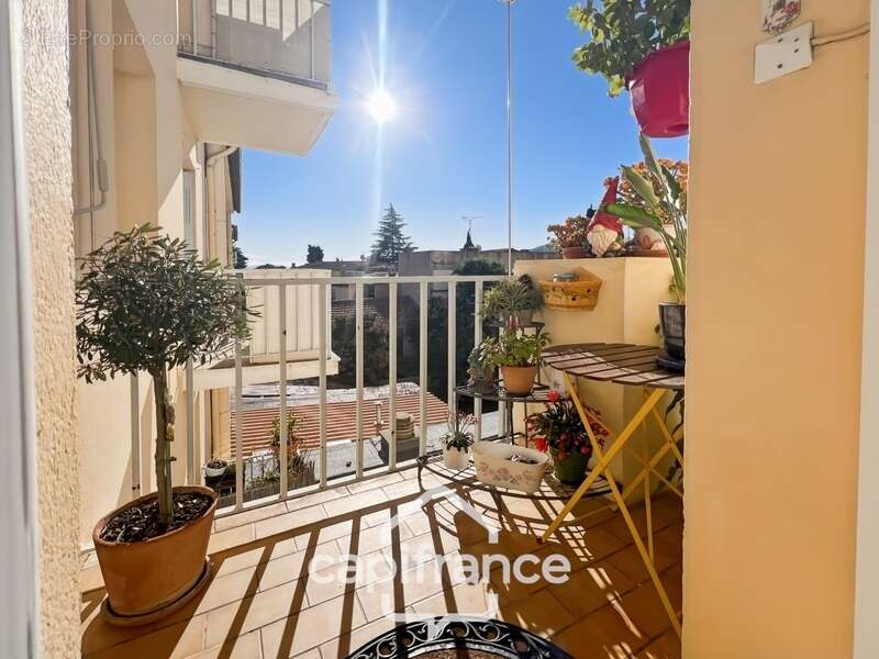 Appartement à HYERES