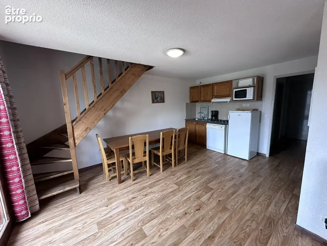 Appartement à ALBIEZ-MONTROND