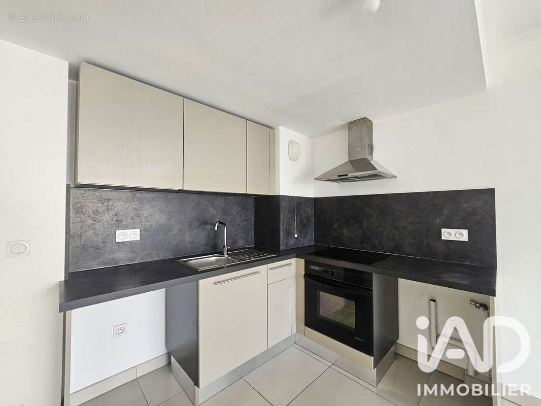 Appartement 44 m² à Mandelieu-La-Napoule  - photo 6