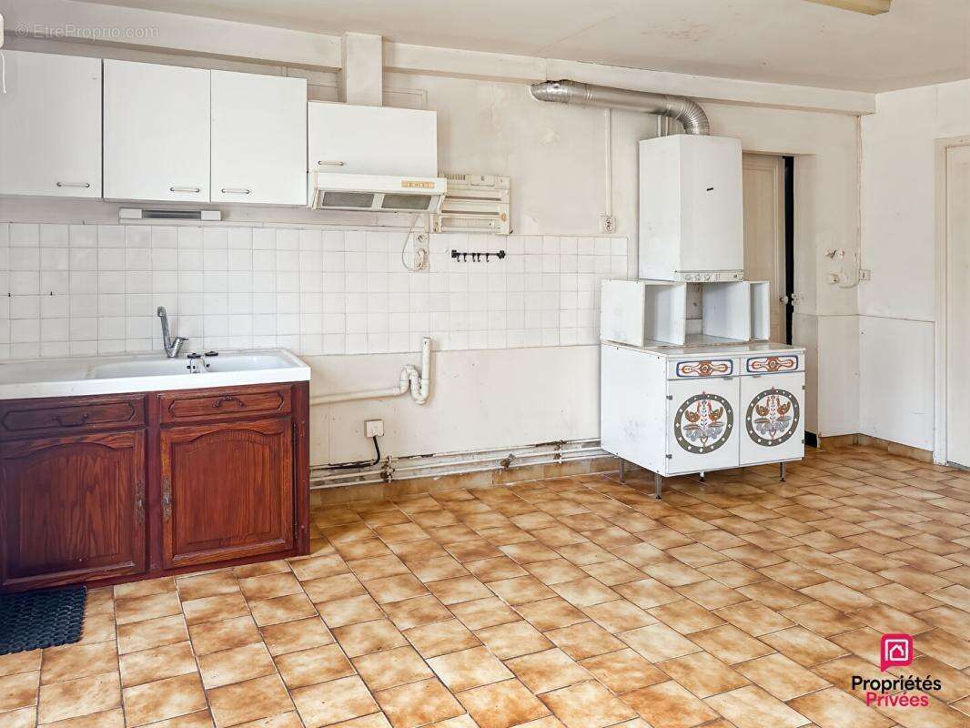 Maison à PRECIGNE
