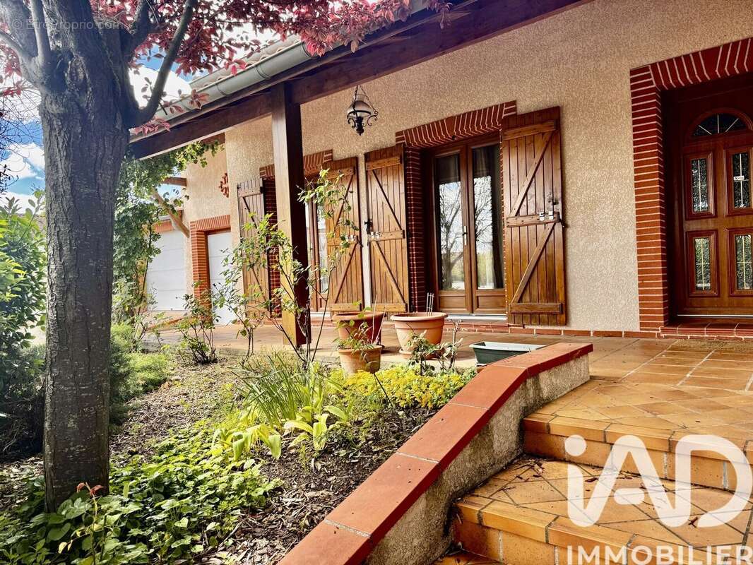 Photo 2 - Maison à FONBEAUZARD
