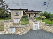 Maison à SAINT-PANTALEON-DE-LARCHE