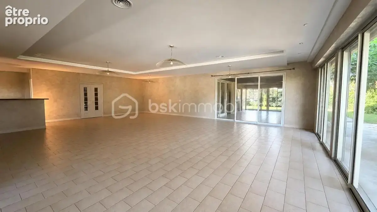 Local commercial avec terrain constructible - photo 9
