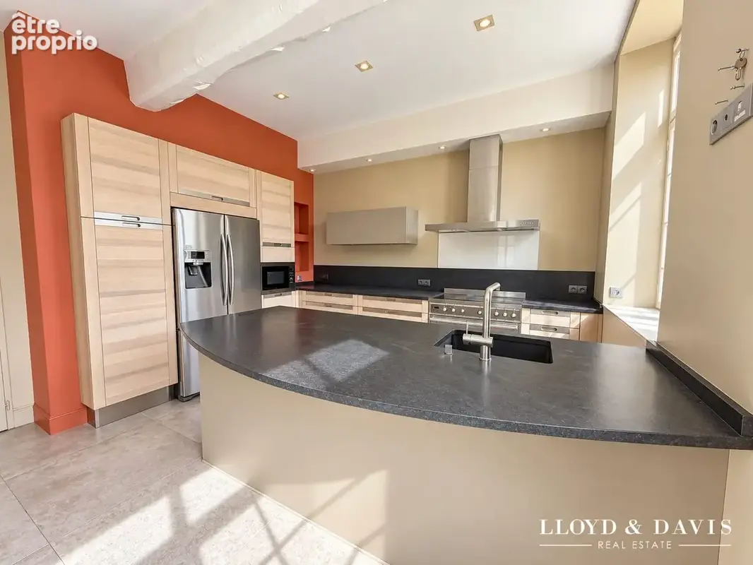 Maison 10 pièces 400 m² à vendre à Senlis (60300) - photo 4