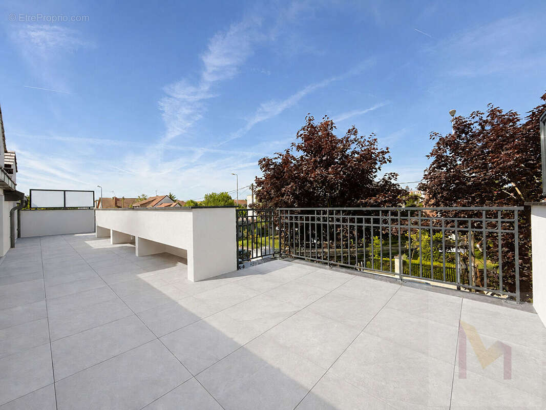Appartement à NEUILLY-SUR-MARNE