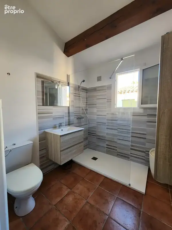 Proche de la mer: maison 3 faces, 2 chambres et parking - photo 3